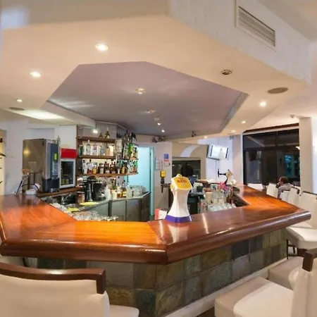 Nice Holiday Apartment Appartamento *